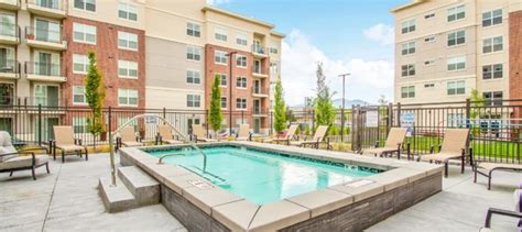 y view apartments byu.